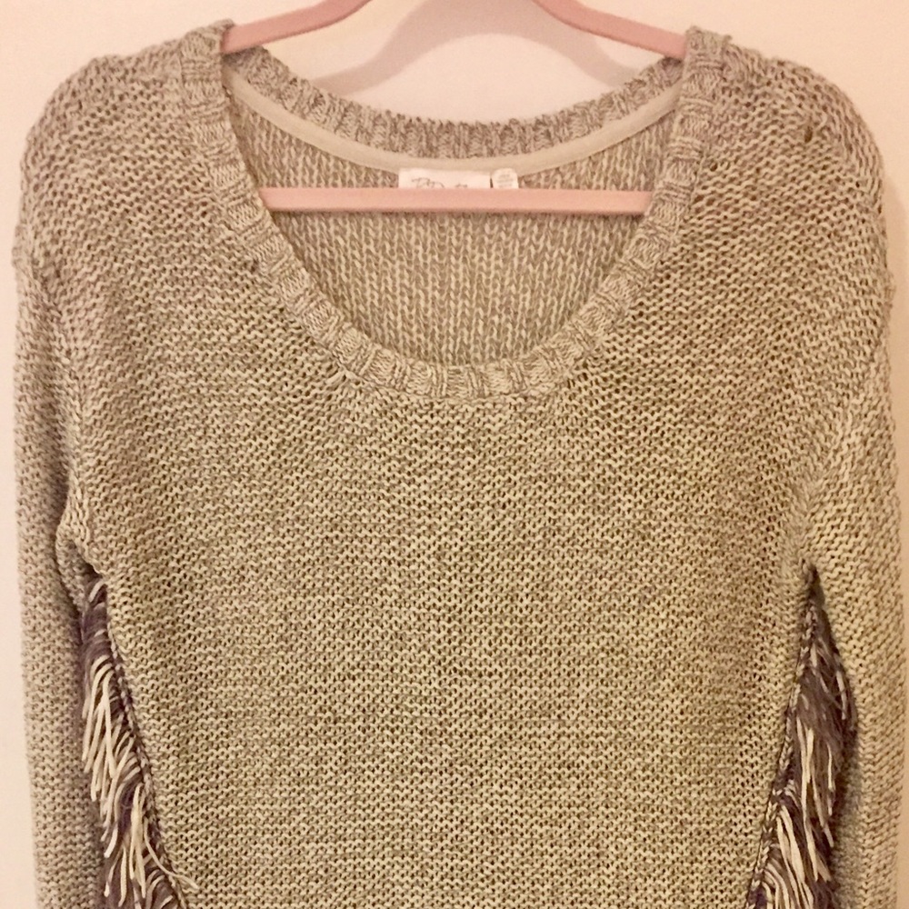 B.B. Dakota Fringe Sweater Size Medium
